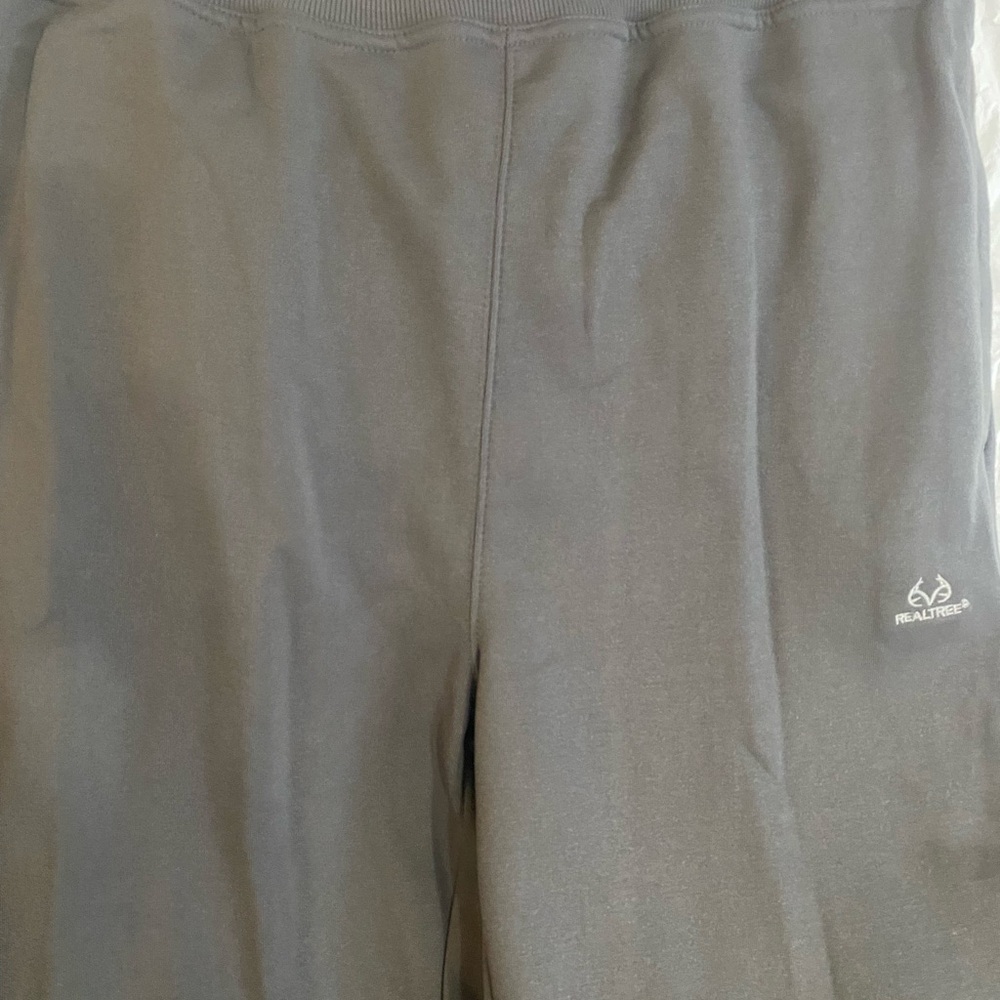 Realtree Gray Fleece PantsDrawstring Waist - Picture 2 of 8